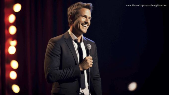 what is a keynote speaker